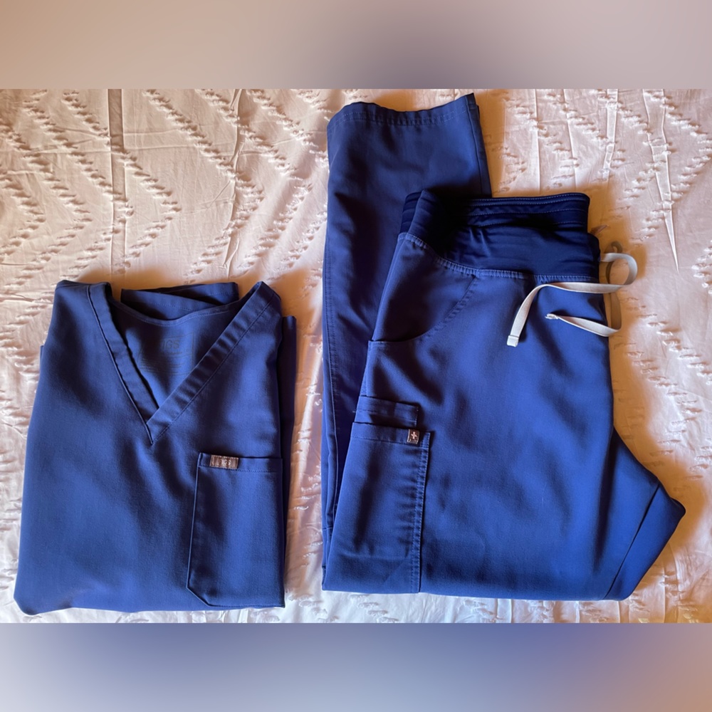 Figs Scrub Set